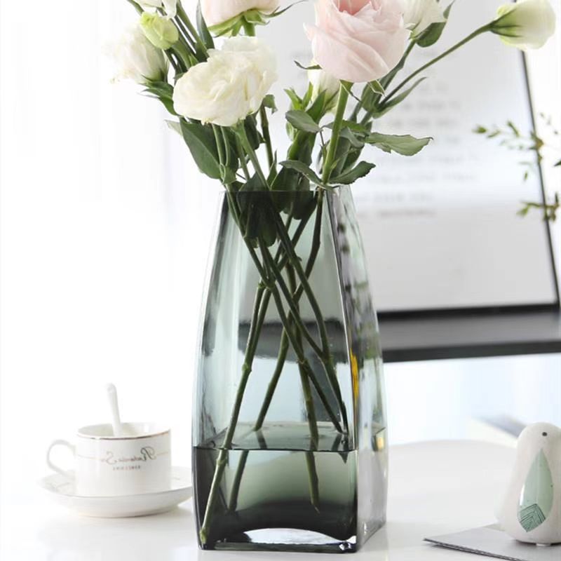 Exquisite Glass Vase 019 - Wholesale Decorative Vase - Image 1