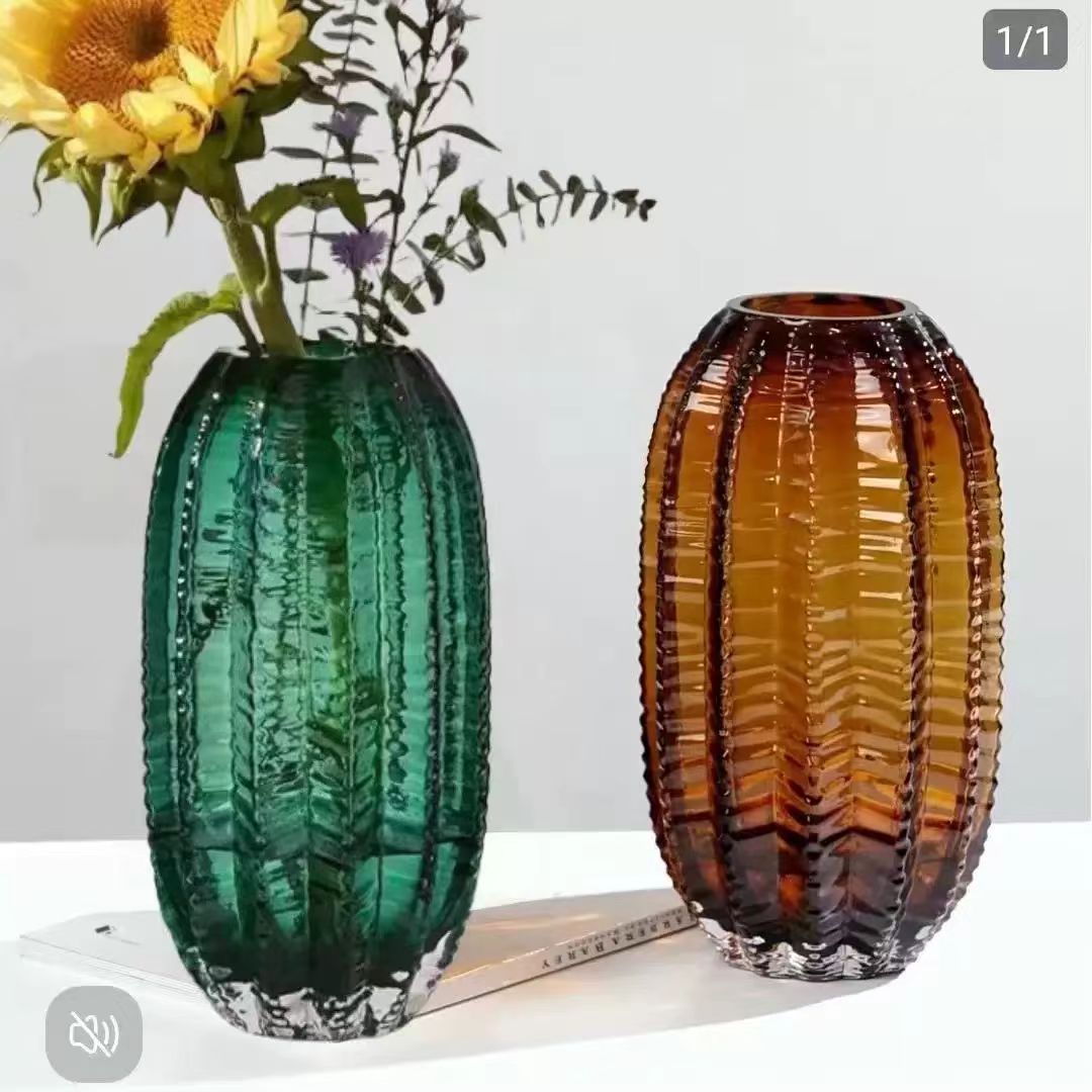 Glass Vase 023