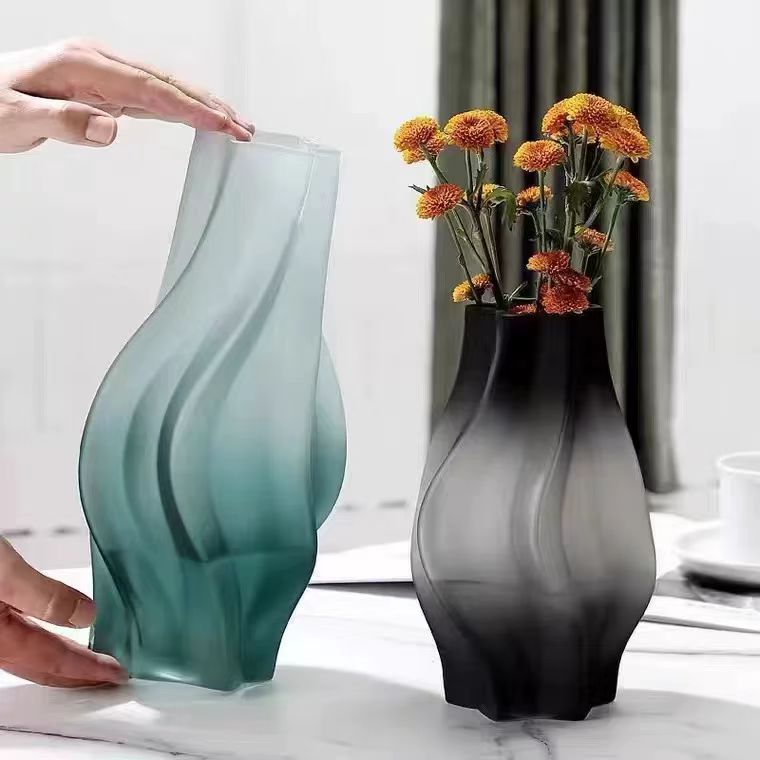 Graceful Glass Vase 028 - Wholesale Decorative Vase - Image 11